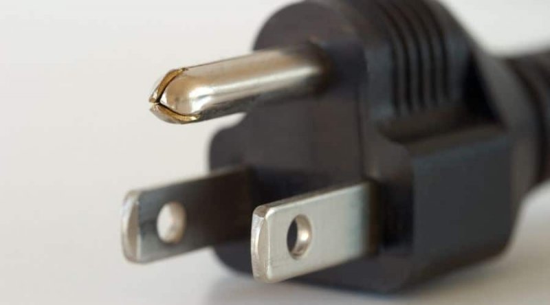 Type B electrical plug